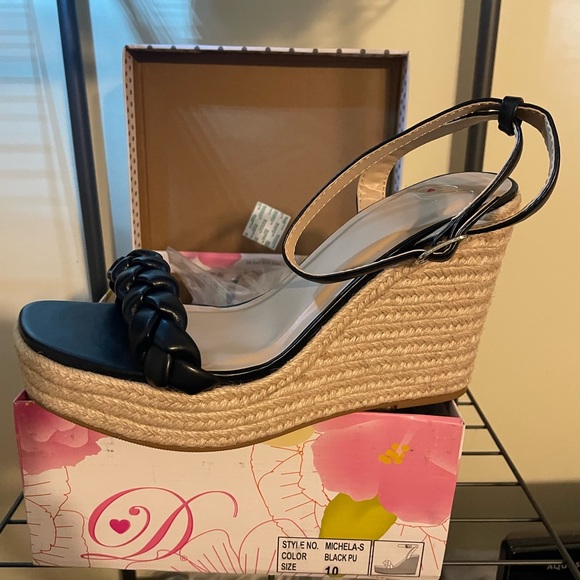 NEW Espadrille Platform Wedge Braided
Sandals Ankle Strap Size 10 Black - Picture 2 of 7